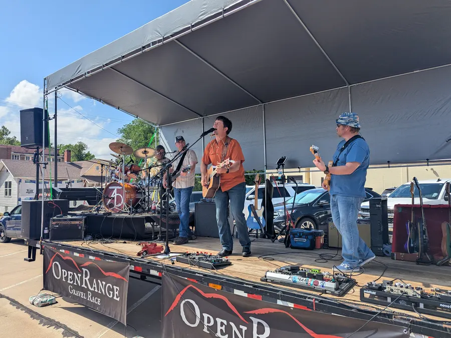 Pearl Grey on the Open Range Gravel Race stage in Pratt, 2026